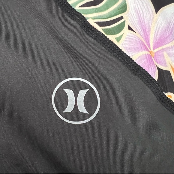 Hurley Black Floral Long Sleeve Rash Guard – UPF 50+ Swim Top, Women’s XL - Picture 3 of 11